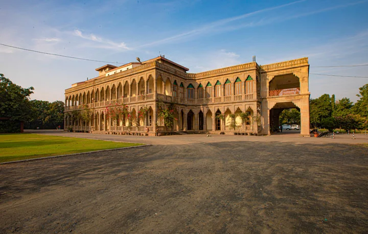 Nilambag Palace